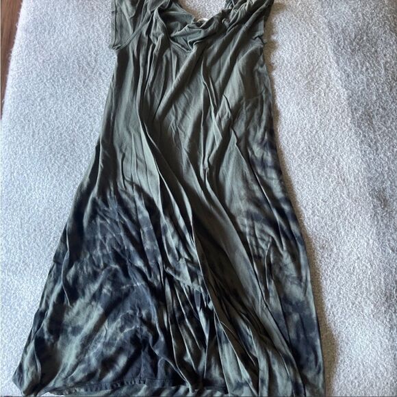 We the free to the max xs green & black maxi dress - Picture 4 of 12